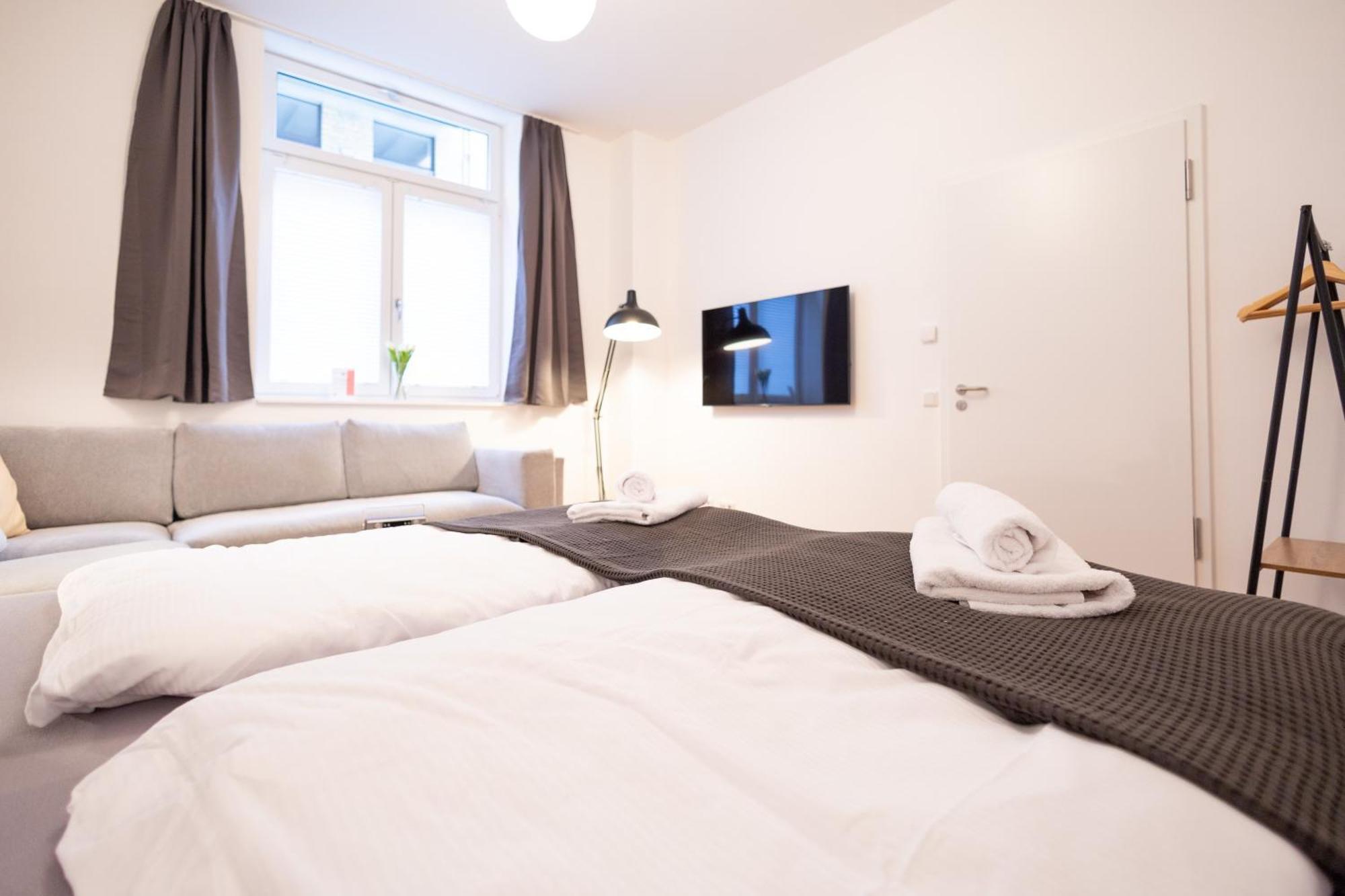 Ko-Living - Beatles Und Banksy Suites & Studios Am Eselsbrunnen - Altstadt - Kueche Галль Экстерьер фото